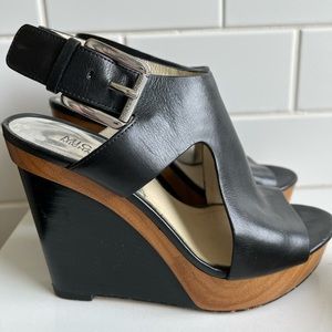 Michael Kors size 5 black platform wedges